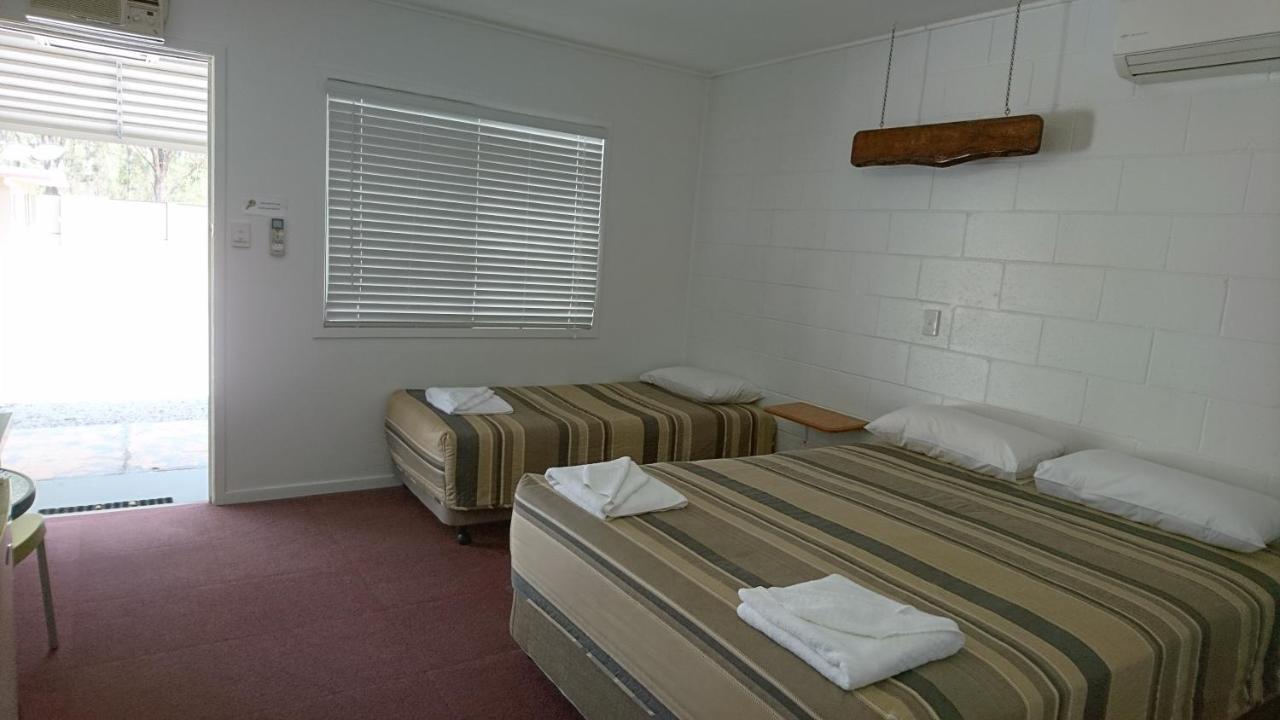 Bororen Motel Exterior photo